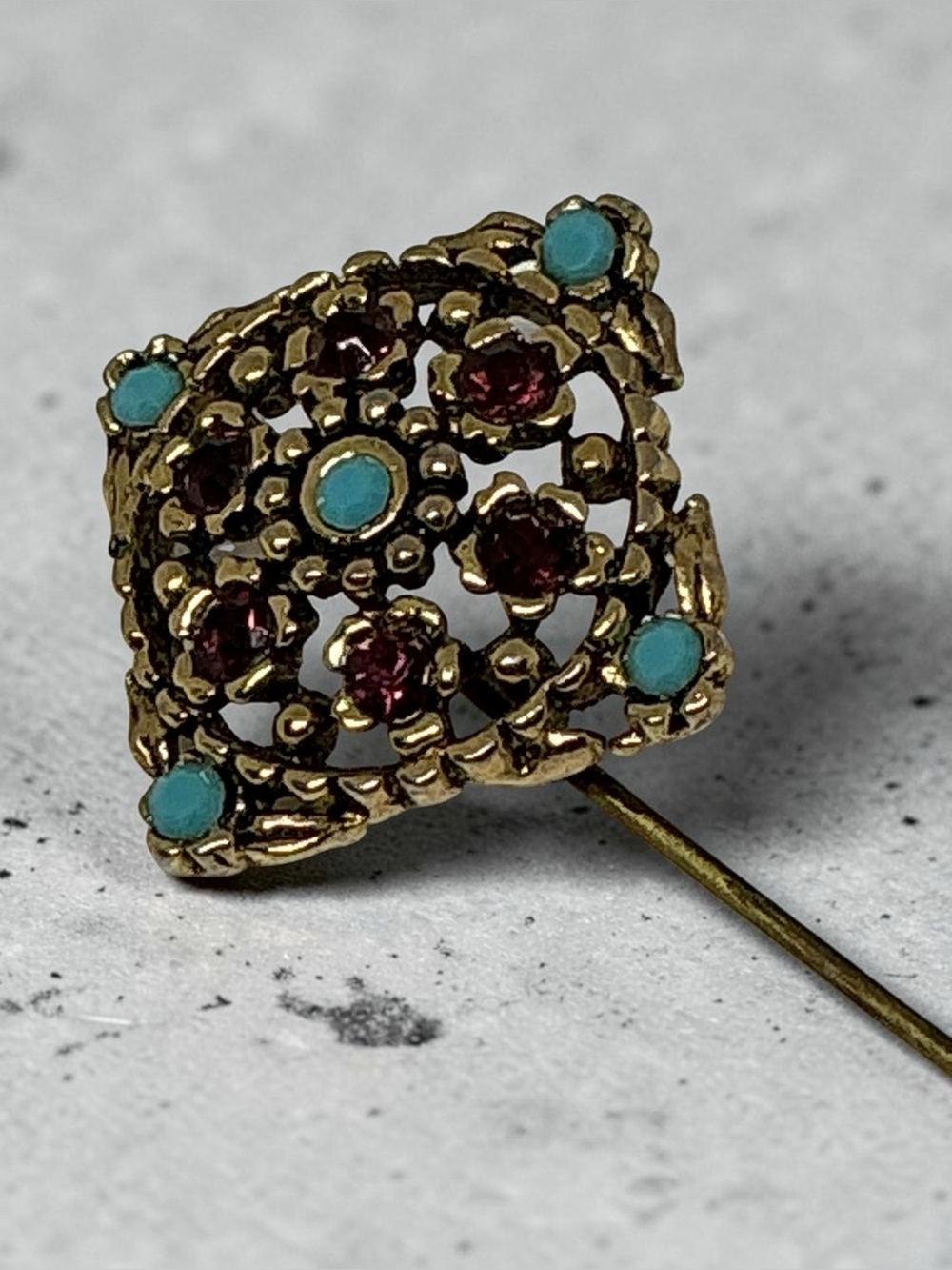 VTG Gothic Revival Gold Tone Filigree Stickpin Turquoise & Garnet Red Rhinestone